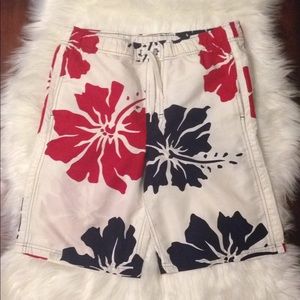 Tropical escapes swimming trunks